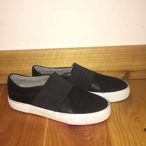 Ellen Degeneres shoes